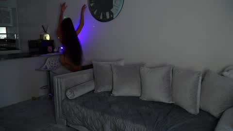 Dilara online show from May 18, 4:51 pm
