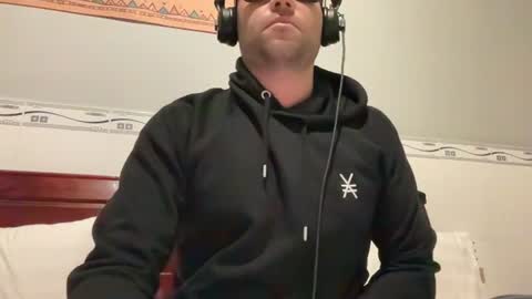 dilldobaggins online show from September 9, 12:29 am