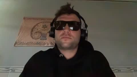 dilldobaggins online show from September 9, 1:35 am