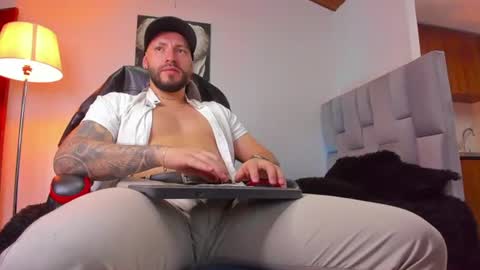 Angel Dimitri online show from June 19, 7:30 am
