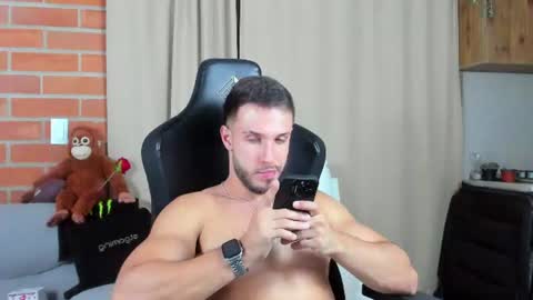 dimitricaruso online show from July 29, 2:29 am