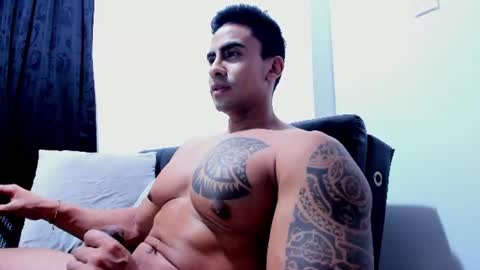 dimitriklein online show from August 6, 7:51 am