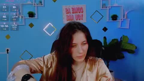 dina_bloom online show from July 13, 9:20 pm