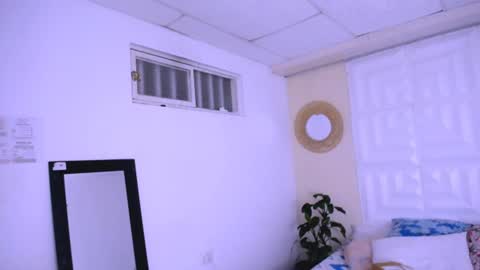 DINA online show from August 6, 10:20 pm