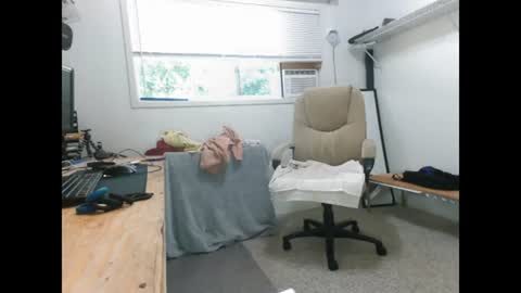 dinkdork094 online show from August 11, 12:56 am