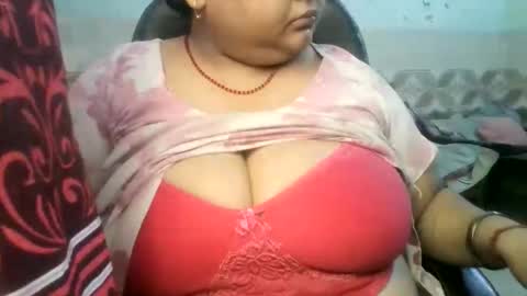 dipa2345 online show from May 21, 3:41 am