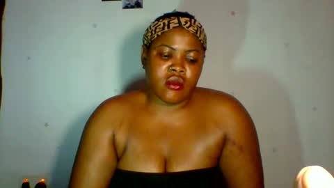 dirty_bitch111 online show from August 14, 1:09 am