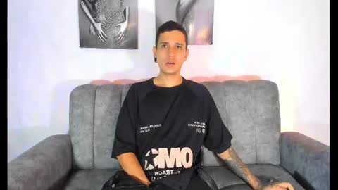 dirtyandsweet_ online show from August 3, 10:06 pm