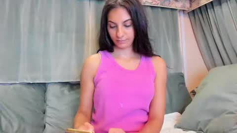 dirtybeya online show from August 11, 11:29 pm