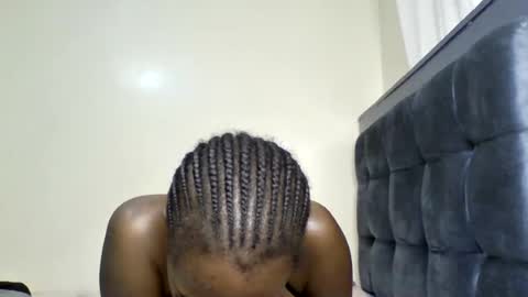 dirtybugg online show from August 14, 11:58 am