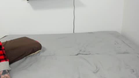 dirtycpl007 online show from August 14, 10:13 pm