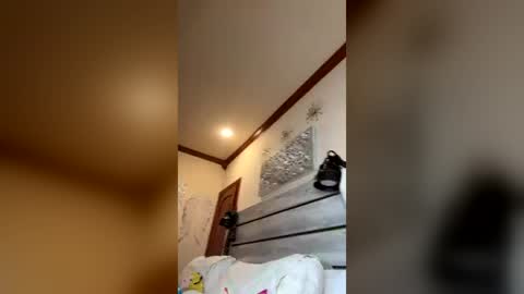 dirtydaphniadeets online show from July 18, 5:41 am