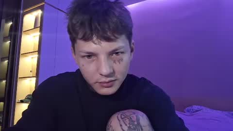 dirtymercedes online show from June 29, 4:49 am