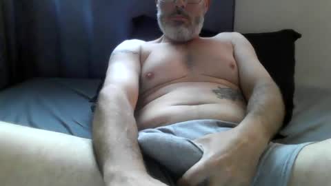 dirtyscorpio999 online show from August 9, 2:51 pm
