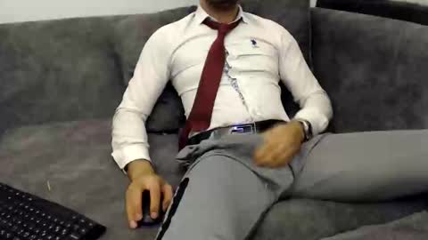 dirtyybooyy77 online show from June 3, 11:30 pm