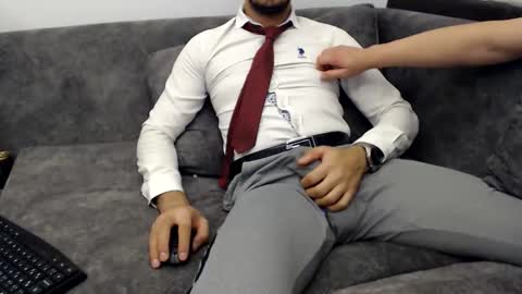 dirtyybooyy77 online show from June 8, 7:31 pm