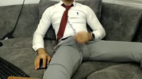 dirtyybooyy77 online show from June 18, 8:09 pm