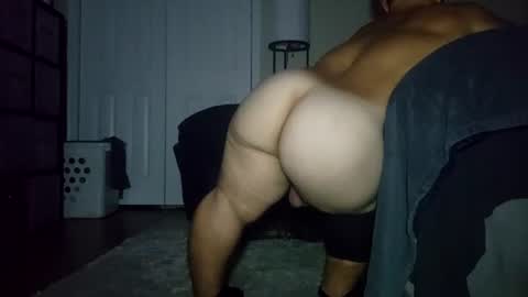 Discreetdwarf88 online show from July 9, 1:21 am