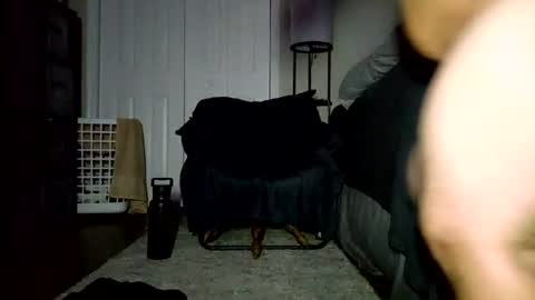 Discreetdwarf88 online show from August 9, 2:23 am
