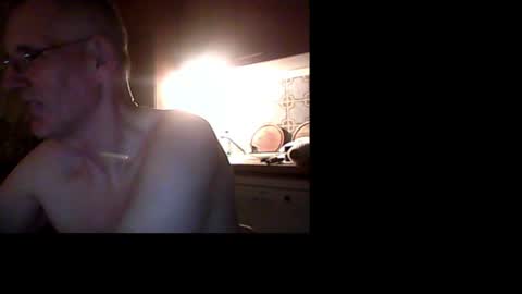 ditti online show from August 7, 11:49 pm