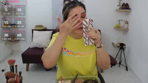 Diva online show from August 9, 3:46 pm