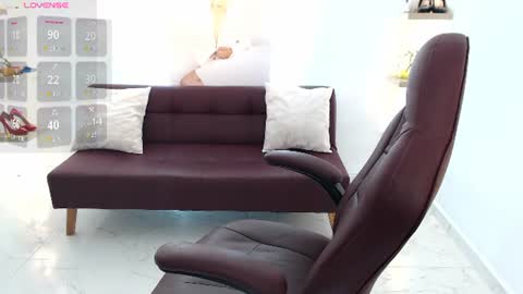 Diva online show from August 14, 3:48 pm