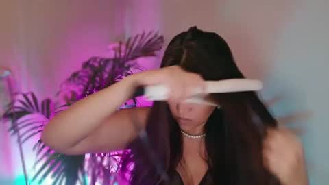 DivineLynn online show from July 8, 5:06 pm