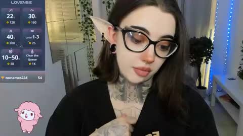 dixipixi_ online show from August 16, 6:50 am