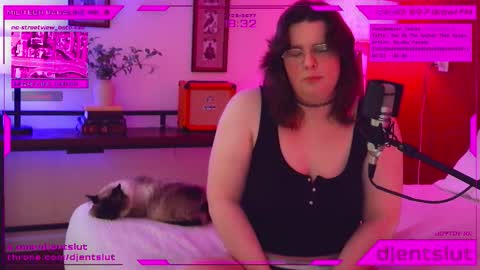 djentslut online show from February 27, 2:43 am