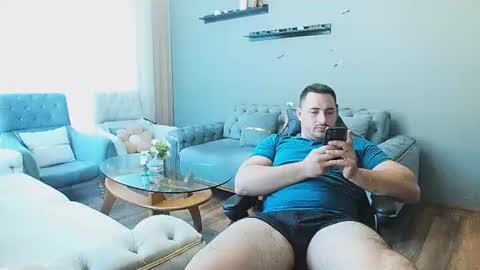 STR8 BOYv online show from August 12, 9:33 am
