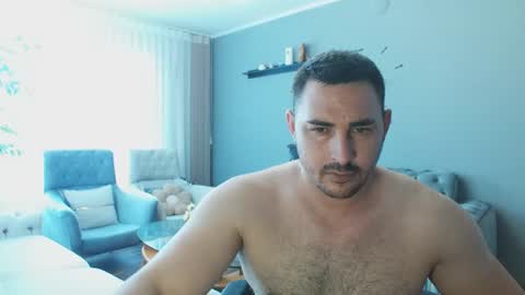 STR8 BOYv online show from August 13, 10:40 am