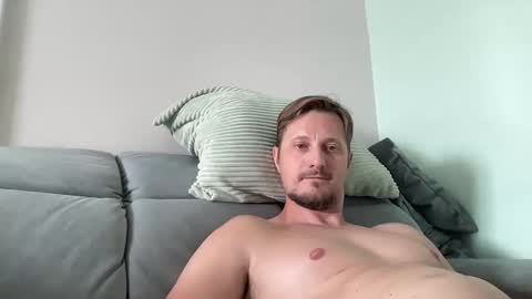 djo68686666 online show from June 5, 2:11 pm