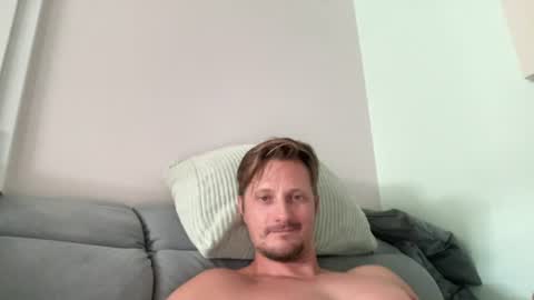 djo68686666 online show from July 24, 2:09 pm