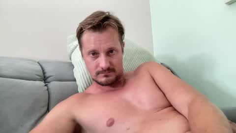 djo68686666 online show from September 6, 3:29 pm