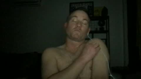 TriflinYoBitch online show from March 13, 5:27 am