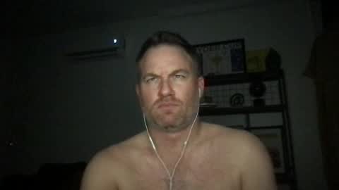 TriflinYoBitch online show from March 24, 8:53 am