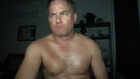 TriflinYoBitch online show from July 15, 5:30 am