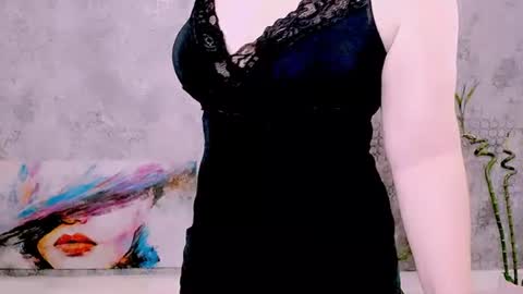 djullia online show from August 8, 8:47 am
