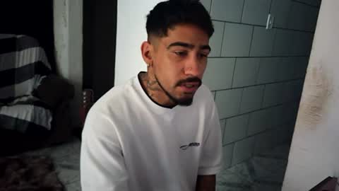 dmacedo96 online show from July 12, 1:06 pm