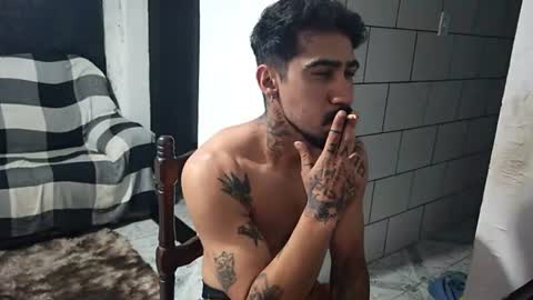 dmacedo96 online show from August 1, 5:41 pm