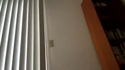 dnice69968127 online show from April 28, 7:27 pm
