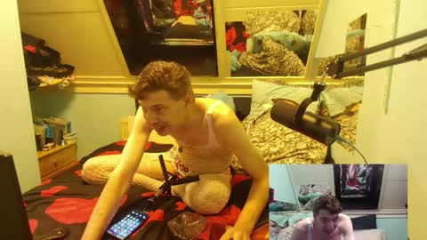 doggyray44 online show from May 30, 9:16 pm