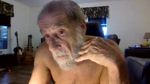 dogluc7 online show from June 24, 7:27 pm