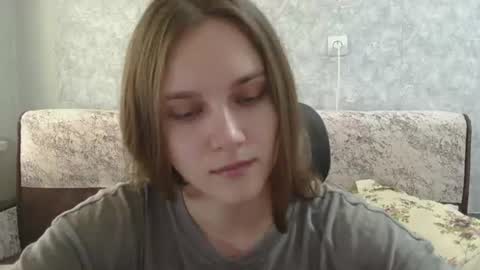 dolcezza_ online show from July 24, 1:25 pm