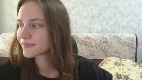 dolcezza_ online show from July 27, 11:59 am