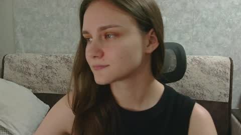 dolcezza_ online show from August 10, 4:19 pm