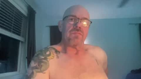 dolins online show from August 4, 8:33 am