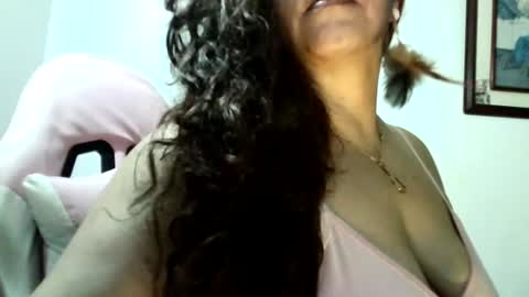 doll78latin online show from August 15, 11:52 pm