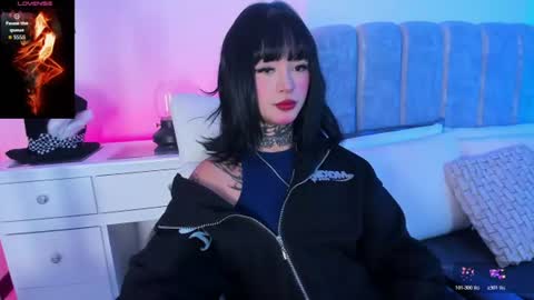 doll  bella online show from July 23, 1:57 pm