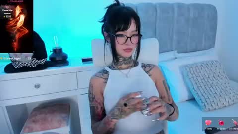 doll  bella online show from August 4, 5:54 pm